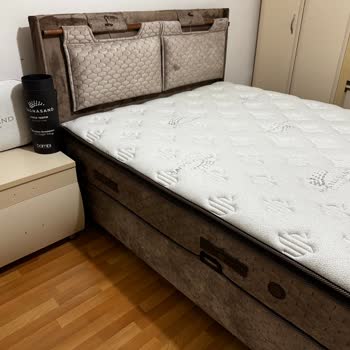 Yatakta Küf Kokusu Ve İlgisiz Servis