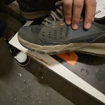 Skechers Ayakkabıda Beklenmedik Deformasyon Sorunu