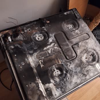 Tehlikeli Fırın Ve İlgisiz Servis