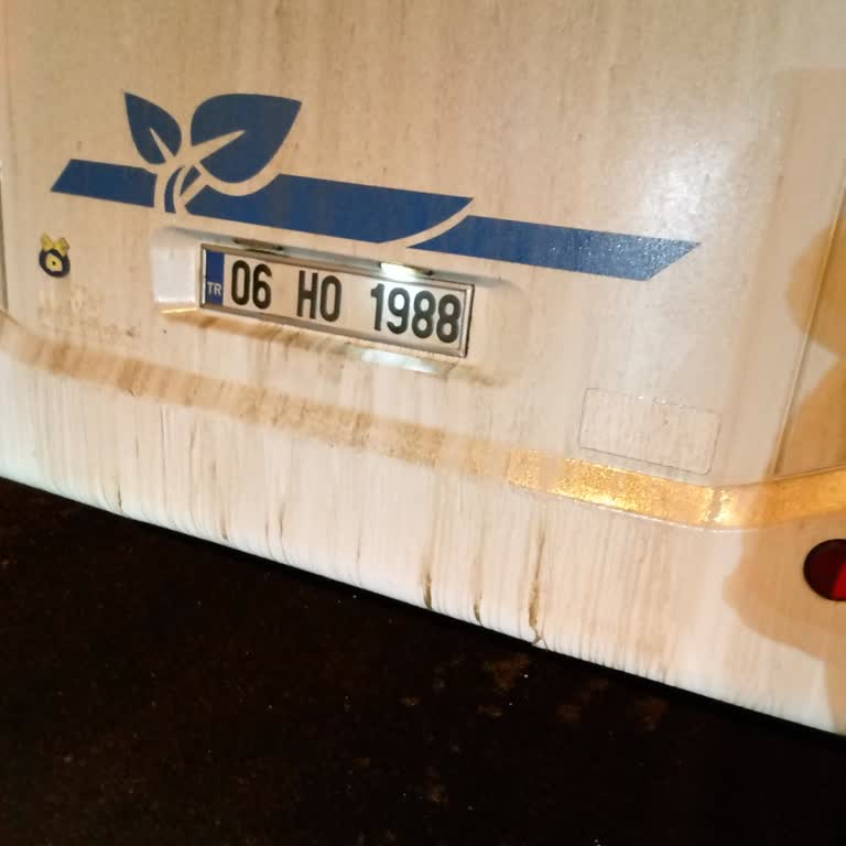 Halk Otobüsü Şoförünün Uygunsuz Davranışı Ve Ücret Talebi