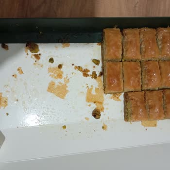 Bayat Ve Şekerlenmiş Baklava Hayal Kırıklığı