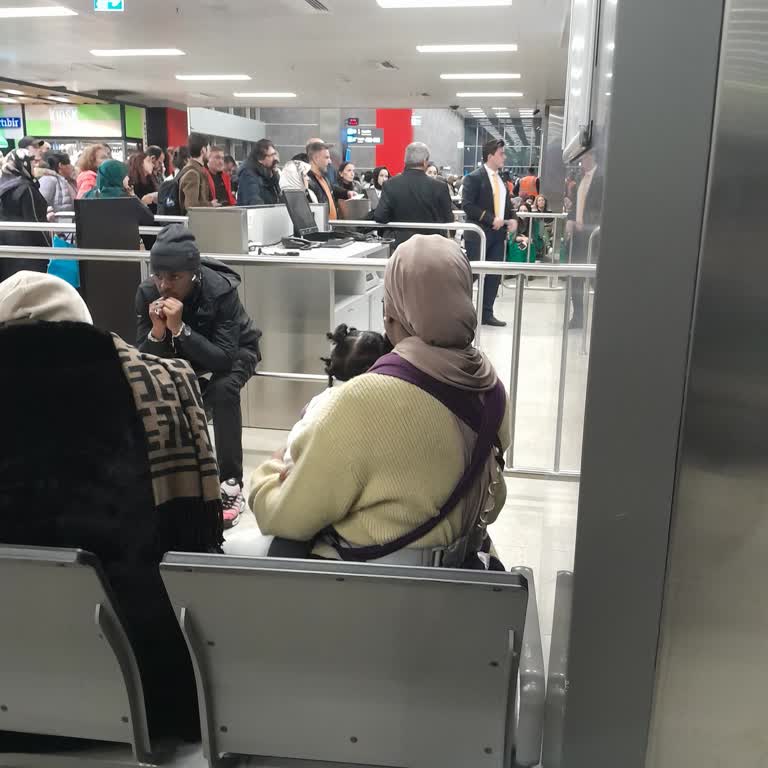 Uçuş Gecikmesi Ve Yetersiz Bilgilendirme