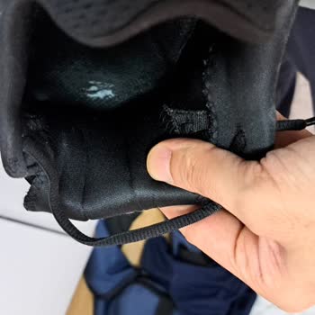 Skechers Ayakkabılarımda Delik Sorunu Ve Yetersiz Müşteri Hizmeti