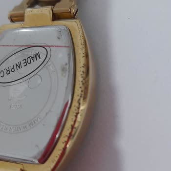 Su Geçirmez Saatin Kararma Sorunu Ve Mağduriyet