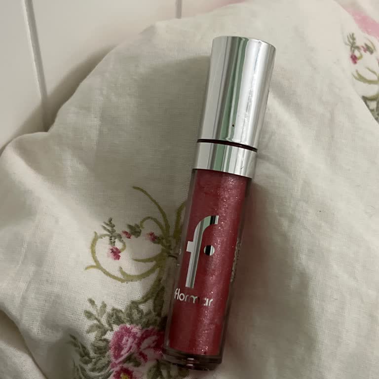 Flormar Dewy Lip Glaze Kimyasal Kokusu Şikayeti