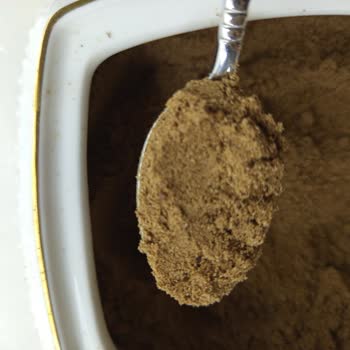 Kahvede Plastik Parçalar: Hayati Tehlike