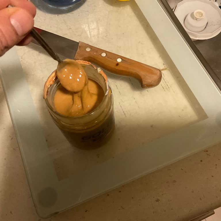 Hayal Kırıklığı: Tatsız Ve Yağlı Fıstık Ezmesi