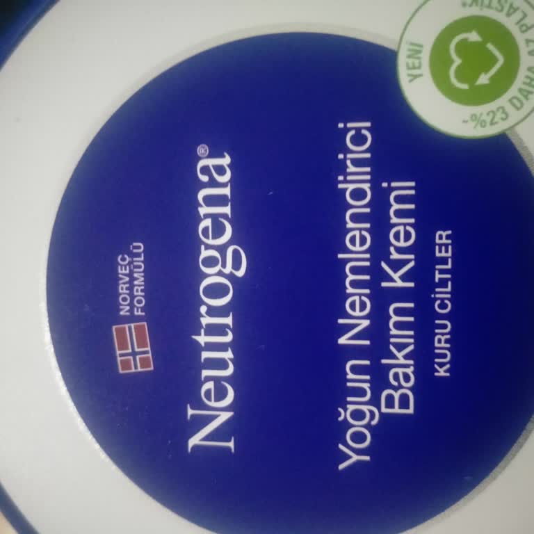 Neutrogena Kuru Cilt Ürünü Cildimi Soyuyor