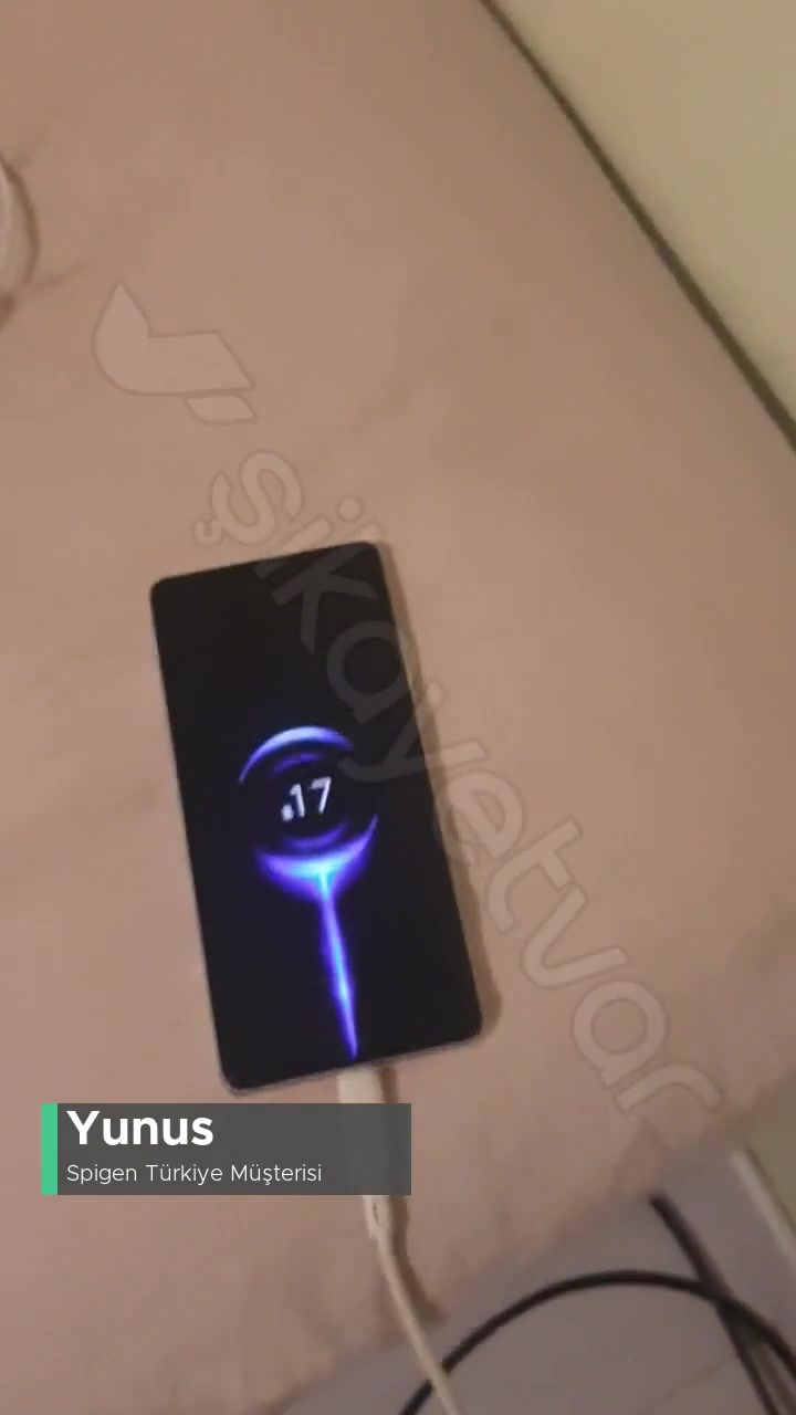 Spigen Şarj Cihazı 3 Ayda Bozuldu! videonun kapak resmi