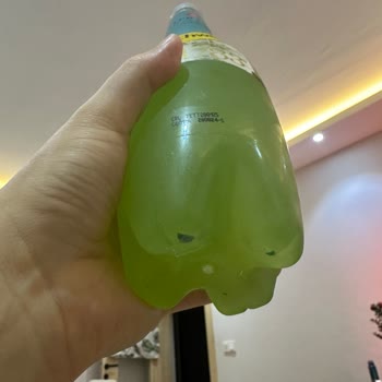 Schweppes Bitter Limon'da Şaşırtan Yeşil Birikintiler