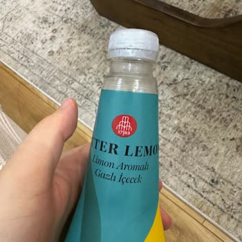 Schweppes Bitter Limon'da Şaşırtan Yeşil Birikintiler