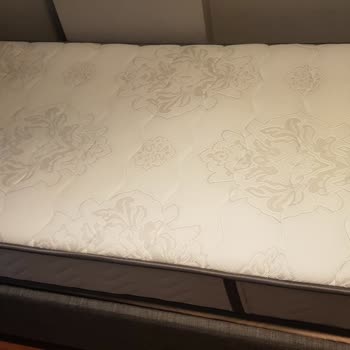 İstikbal Yatakları: Bel Ağrısına Davetiye!