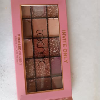 Eve Shop'tan Gelen Kırık Far Paketleri Sorunu