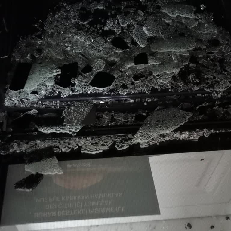Arçelik Fırının Camı Kendiliğinden Patladı Ve Garanti Sorunu