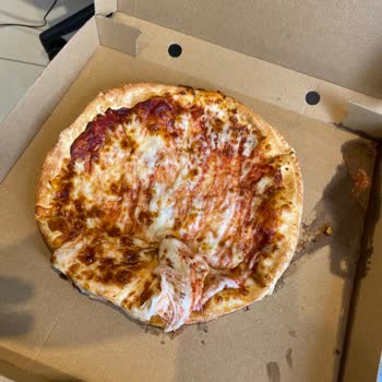 Pizza Hut'tan Hayal Kırıklığı: Pizzalar Beklentiyi Karşılamadı