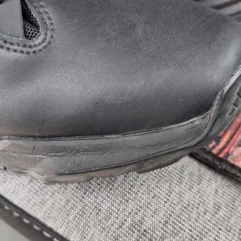 Adidas Ayakkabıda Üretim Hatası Ve Hayal Kırıklığı!