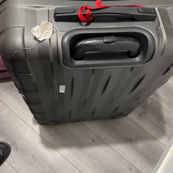 Valiz Hasarı Ve Mağduriyetin Giderilmemesi