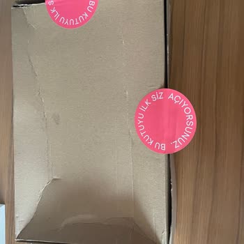 Açılmış Kargo Paketi Ve Güvenlik Endişesi