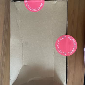 Açılmış Kargo Paketi Ve Güvenlik Endişesi