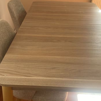 Kilim Mobilya İle Sorunlu Yemek Masası Deneyimi