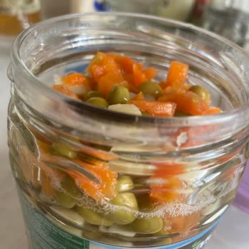 Konserve Kapağındaki Küf Ve Keskin Koku Sorunu