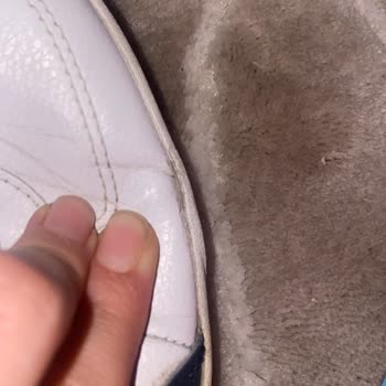 Trendyol Puma Ayakkabıda Çok Hızlı Bir Şekilde Kırılmalar Ve Tabanında Çökme Oluştu!