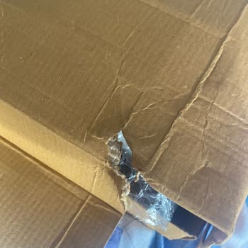 Kullanılmış Ürün Ve Özensiz Paketleme Şoku