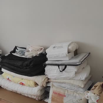 Teslimat Gecikmesi Ve İletişim Sorunları