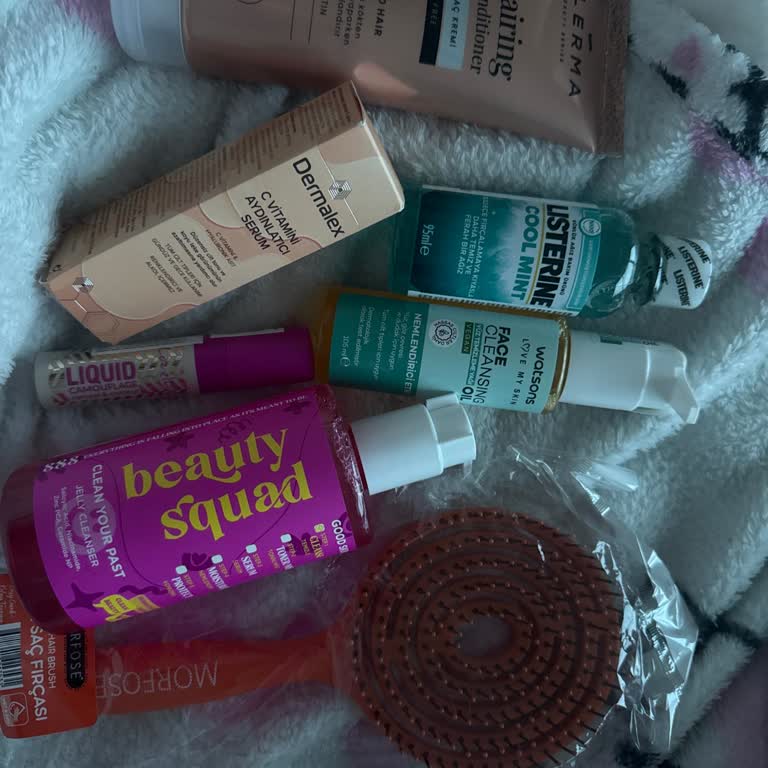 Watsons Sürpriz Kutusu Hayal Kırıklığı: Kalitesiz Ürünlerle Doldu