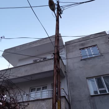 Karanlık Sokak: Sokak Lambası Sorunu