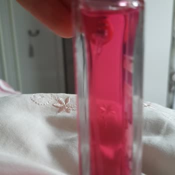 Parfüm Sorunu Ve Yetersiz Müşteri Hizmeti