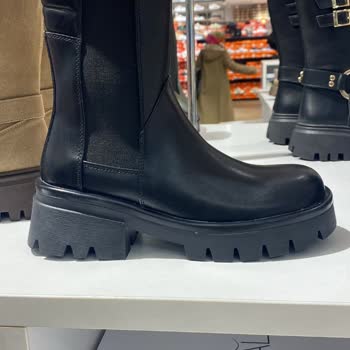 Deichmann Botlarında Kısa Sürede Oluşan Kırılmalar