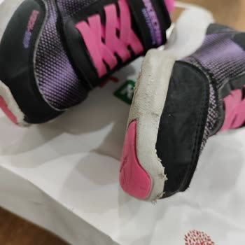 Skechers Ayakkabının Hızla Yıpranması Ve Koku Sorunu