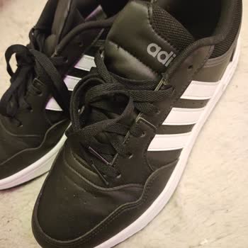 Adidas Ayakkabı Su Aldı Ve İade Kabul Edilmedi