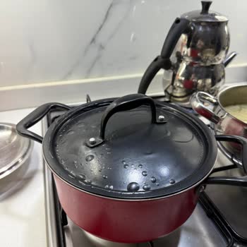 Karaca Tencere Seti: Beklenmedik Aşınma Ve Hayal Kırıklığı