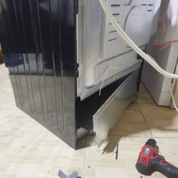 İki Kez Hasarlı Gelen Fırın: Vestel'den Çözüm Bekliyorum