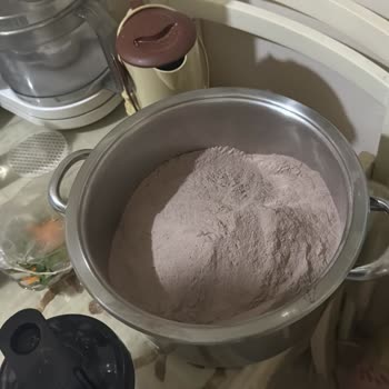 Delik Paket Ve Yetersiz Müşteri Hizmeti