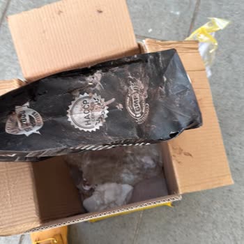 Delik Paket Ve Yetersiz Müşteri Hizmeti