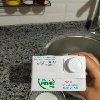 Kaliteli Markanın Bozuk Süt Sürprizi