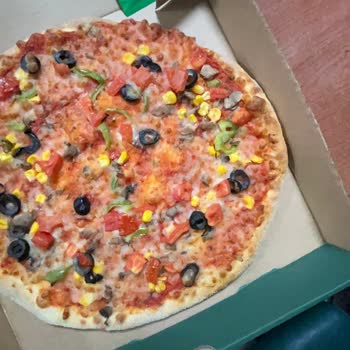 Eksik Malzemeler Ve Yanlış Sipariş Teslimatı: PizzaLazza Hayal Kırıklığı