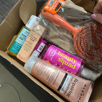 Sürpriz Kutu Hayal Kırıklığı: Kalitesiz Ürünler Ve Kendi Markalar