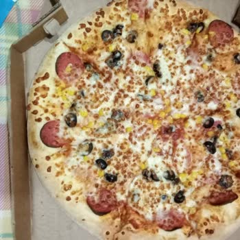 Gecikmiş Ve Eksik Malzemeli Pizzalarla Hayal Kırıklığı