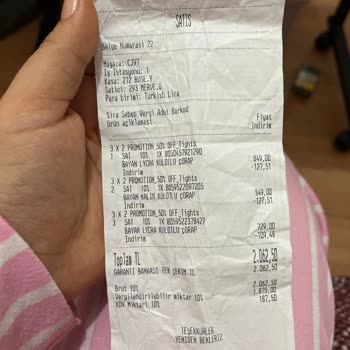 Kalitesiz Çoraplar Ve Hayal Kırıklığı