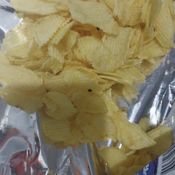 Cips Paketinde Böcek Şoku