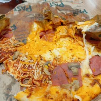 Zincir Mağazada Hayal Kırıklığı: Pizza Krizi