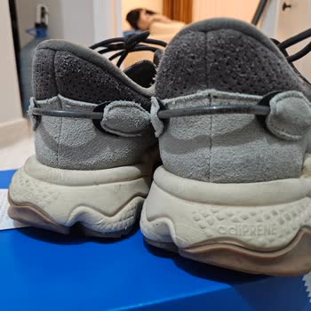 Adidas Ayakkabının Hızla Yıpranması Ve Mağaza Cevabı