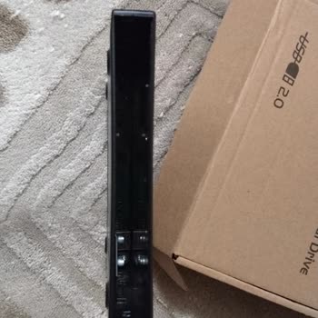 Konsol Dünyası USB Slim Portable Optical Drive Göndermedi