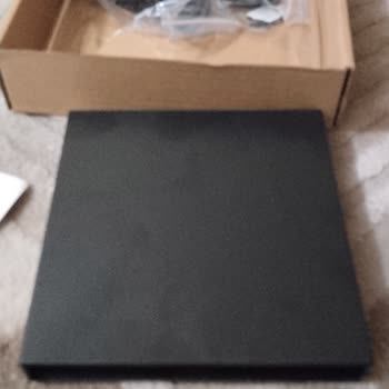 Konsol Dünyası USB Slim Portable Optical Drive Göndermedi