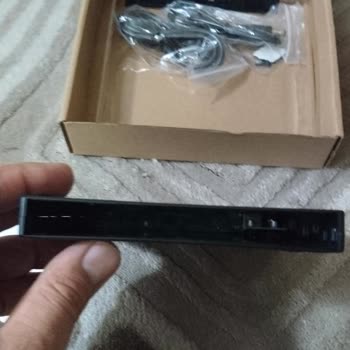 Konsol Dünyası USB Slim Portable Optical Drive Göndermedi