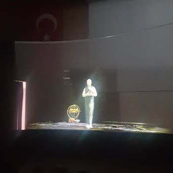 Hologram Diye Satılan 2 Boyutlu Hayal Kırıklığı
